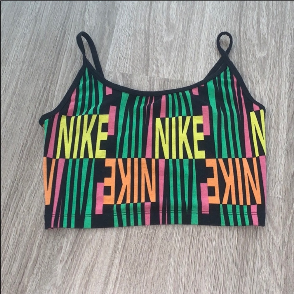 nike crop top tank top